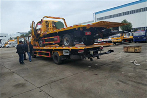 东兴同城汽车补胎